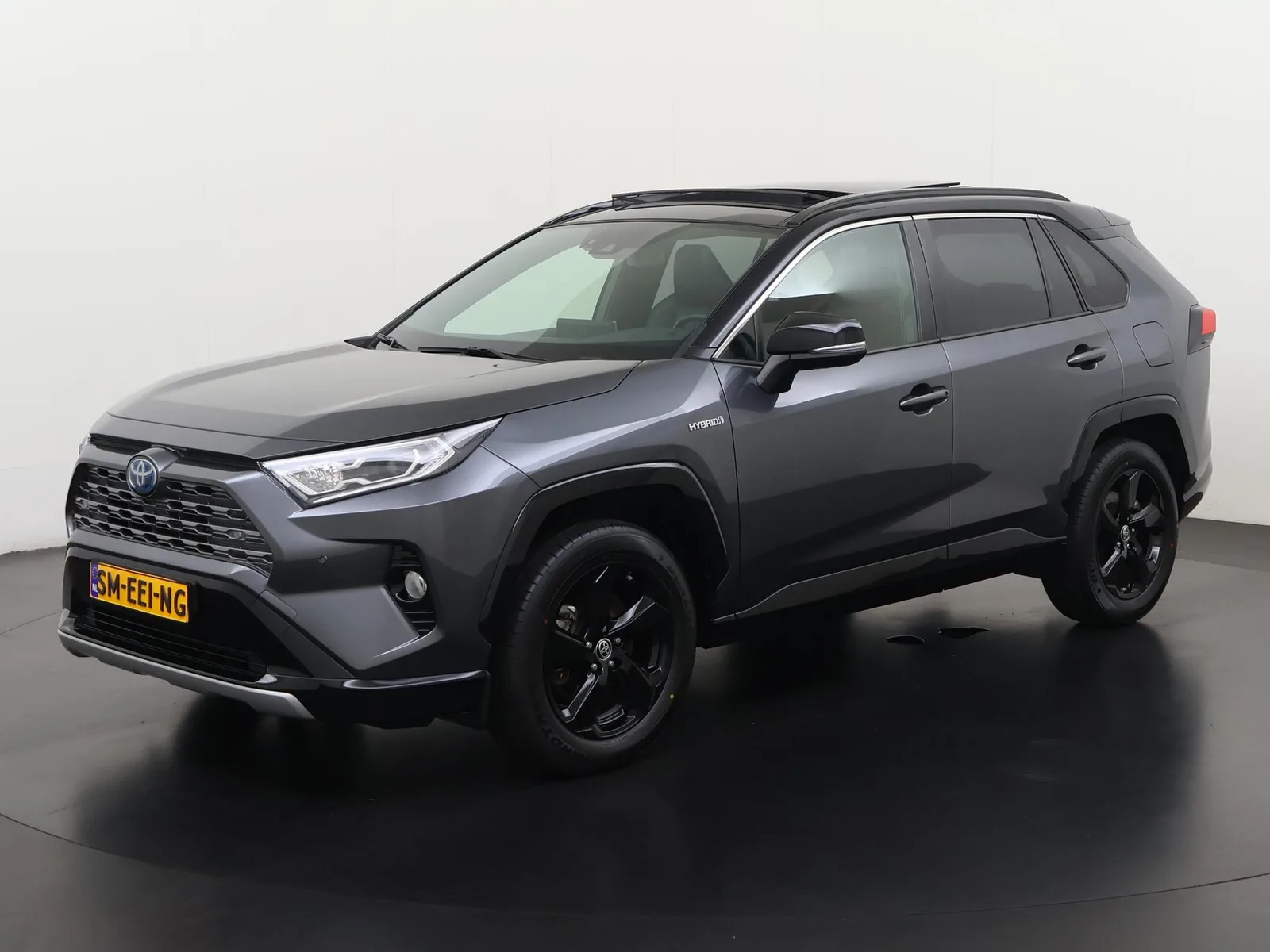 Toyota RAV4 (2020) — foto 1