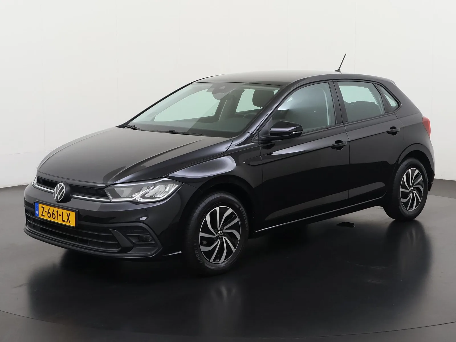 Volkswagen Polo (2024) — foto 1