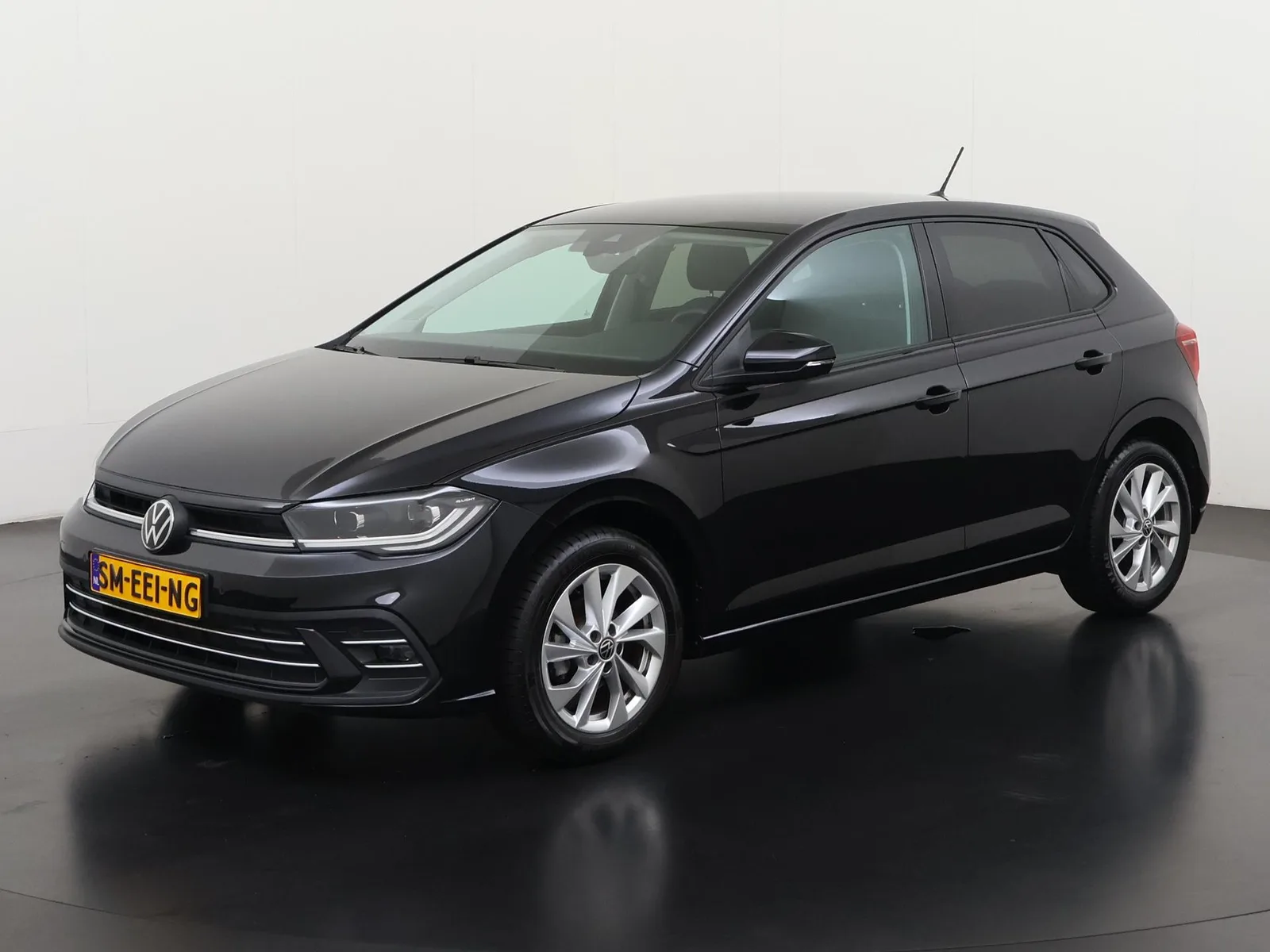 Volkswagen Polo (2024) — foto 1