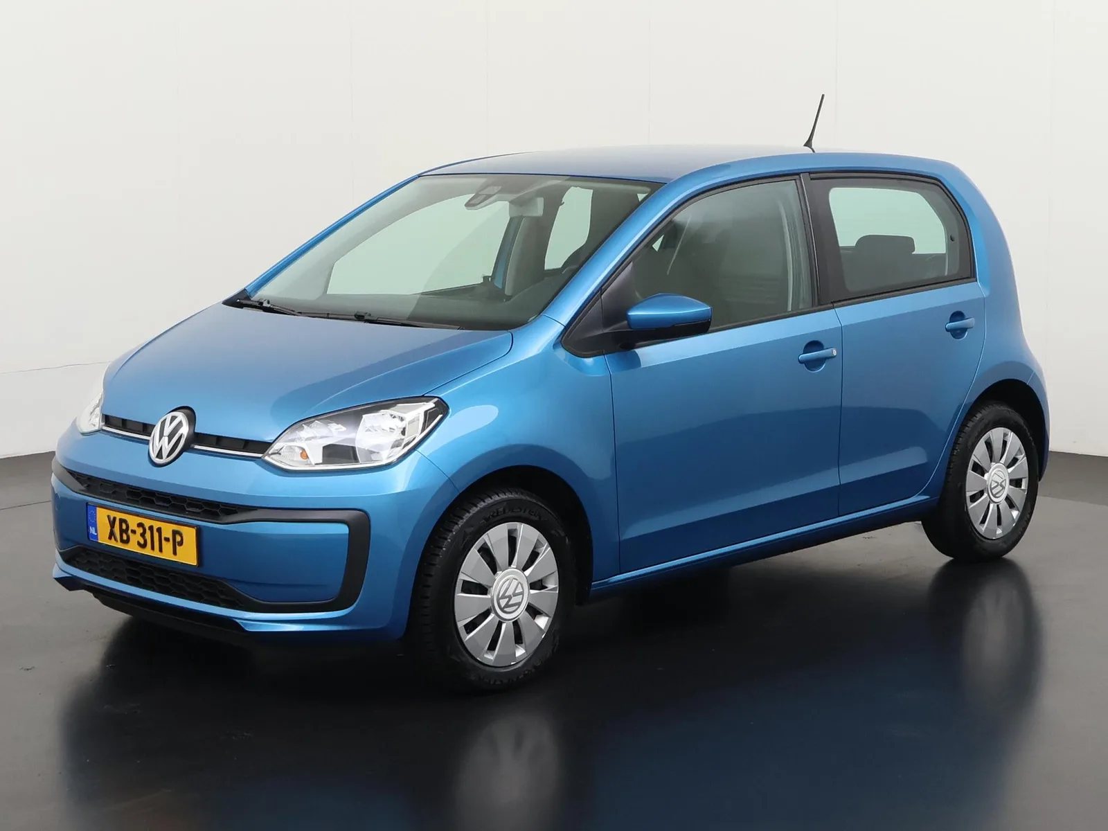 Volkswagen Up! (2018) — foto 1