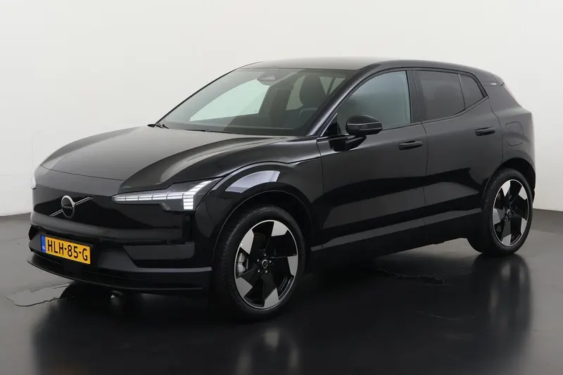 Volvo EX30 (2024)