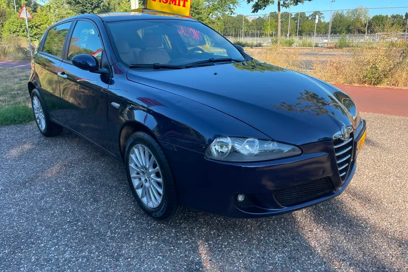 Alfa Romeo 147 (2005)