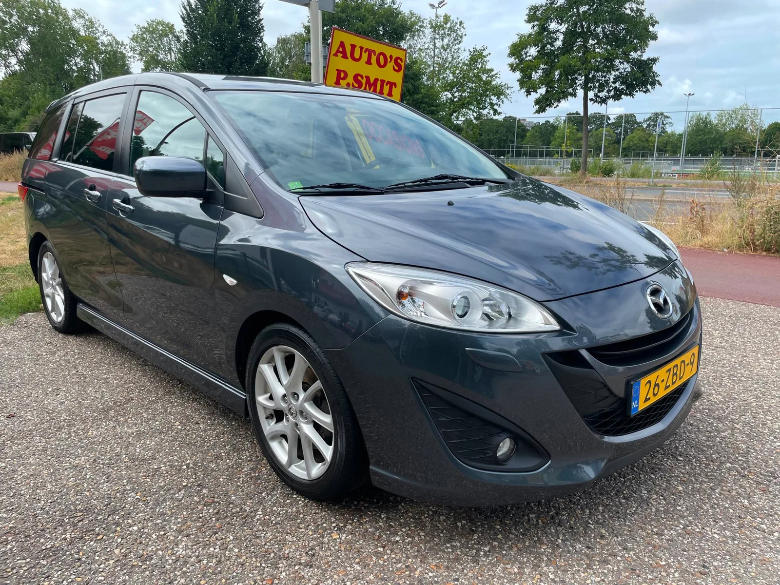 Mazda 5 (2012) — foto 1