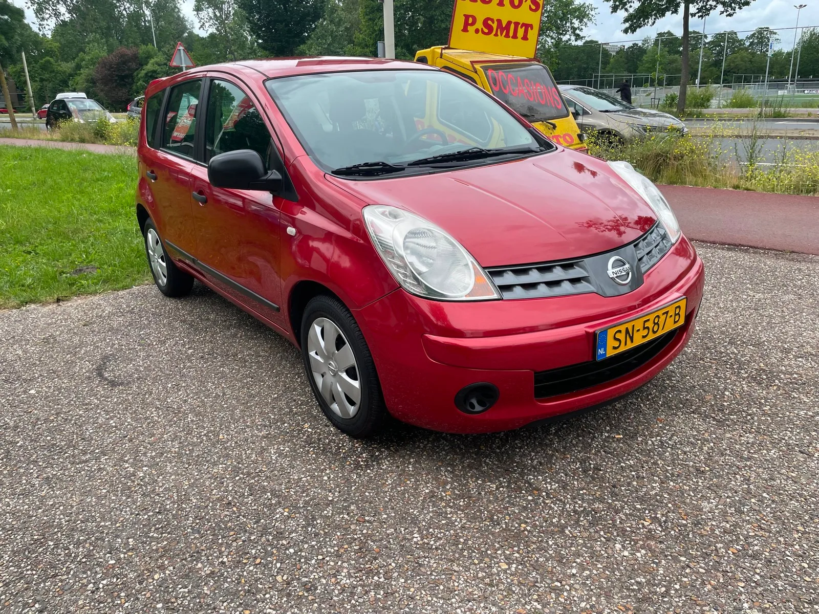 Nissan Note (2007) — foto 1