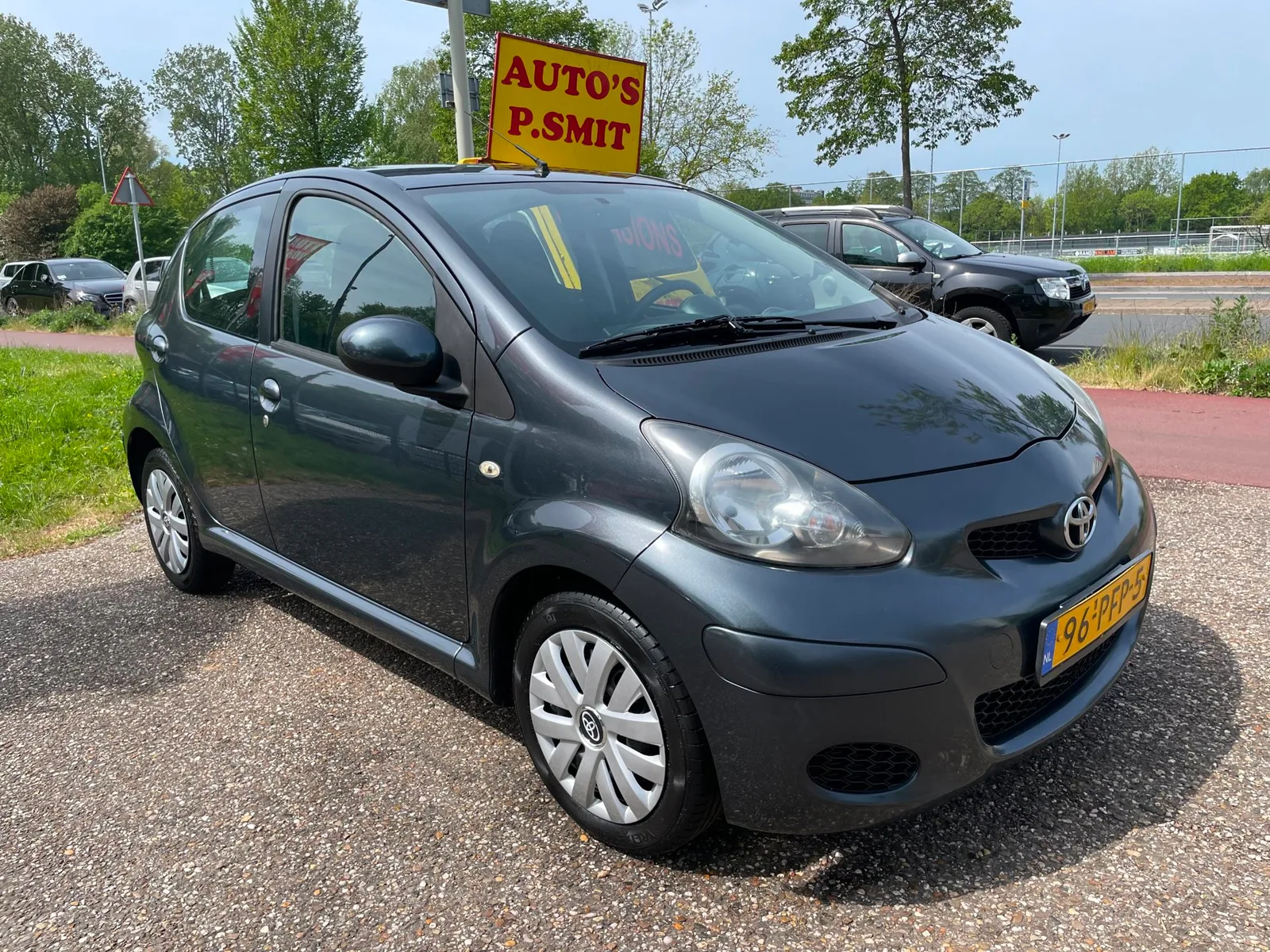 Toyota Aygo (2011) — foto 1