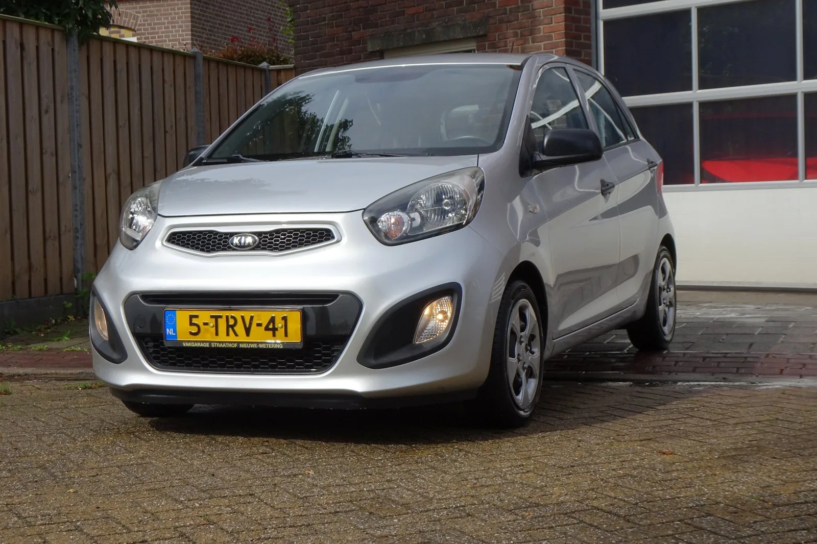 Kia Picanto (2014) — foto 1