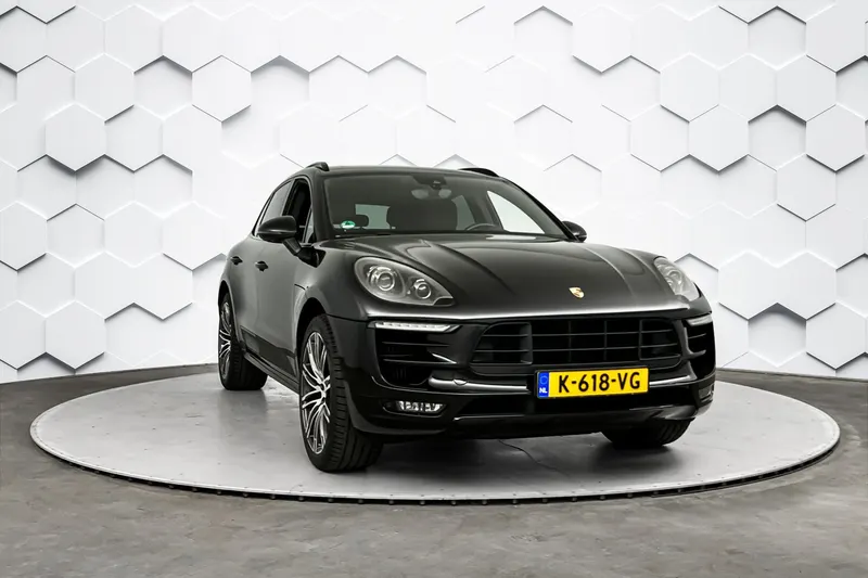 Porsche Macan (2018)
