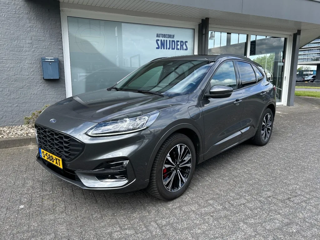 Ford Kuga (2022) — foto 1