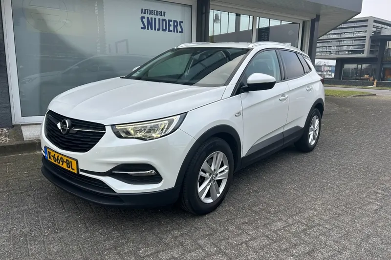 Opel Grandland X (2020)