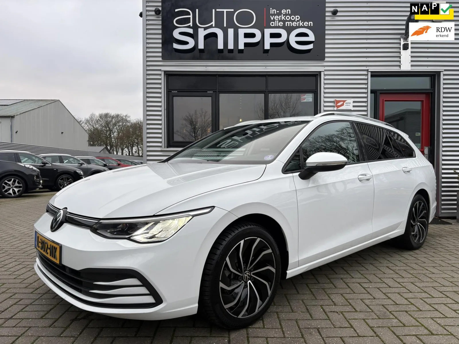 Volkswagen Golf (2021) — foto 1