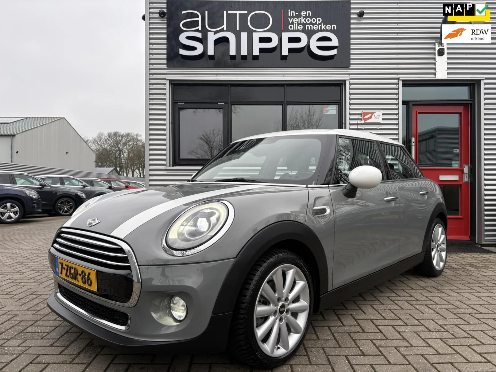 MINI Cooper (2015) — foto 1