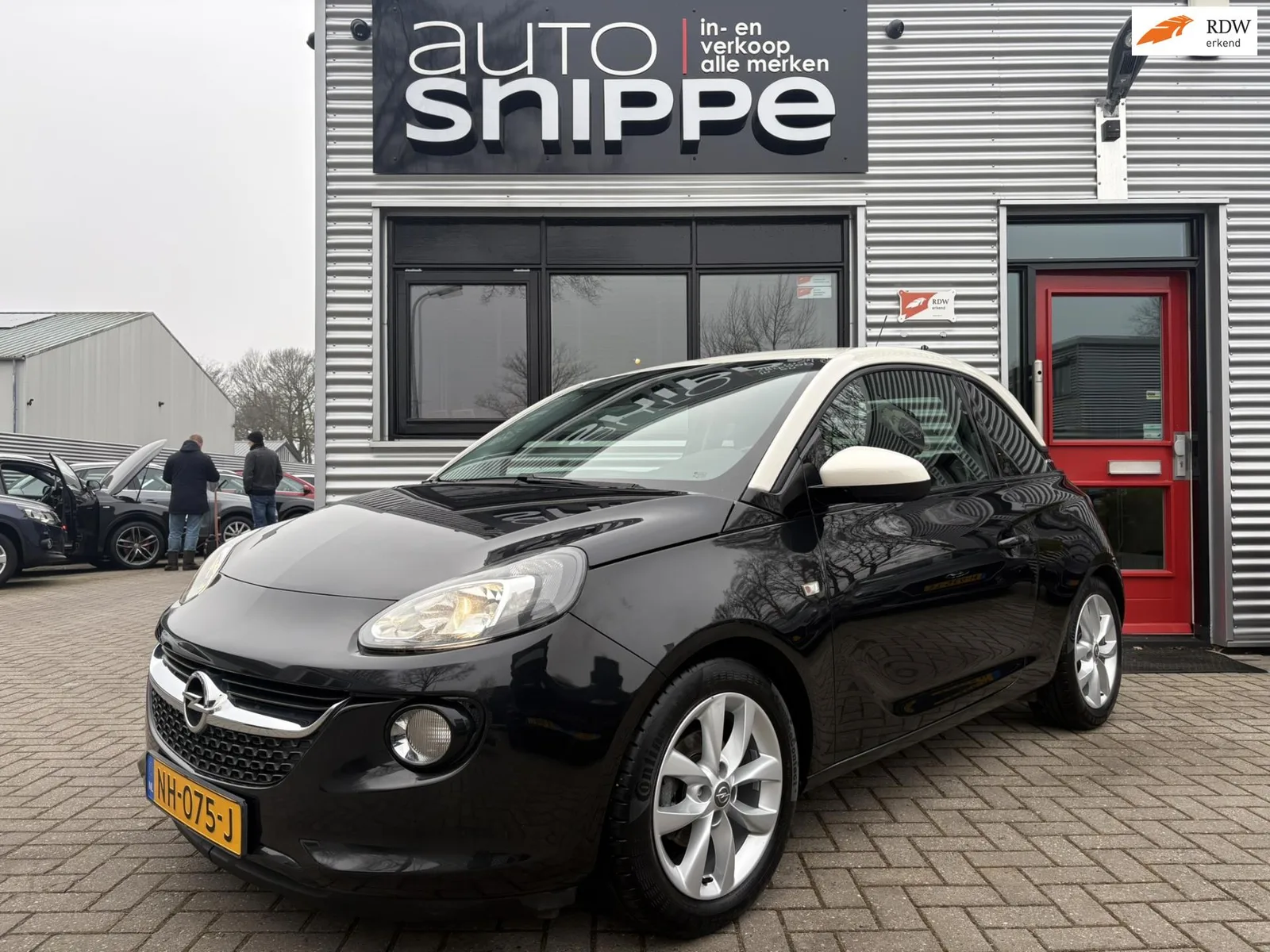 Opel Adam (2016) — foto 1