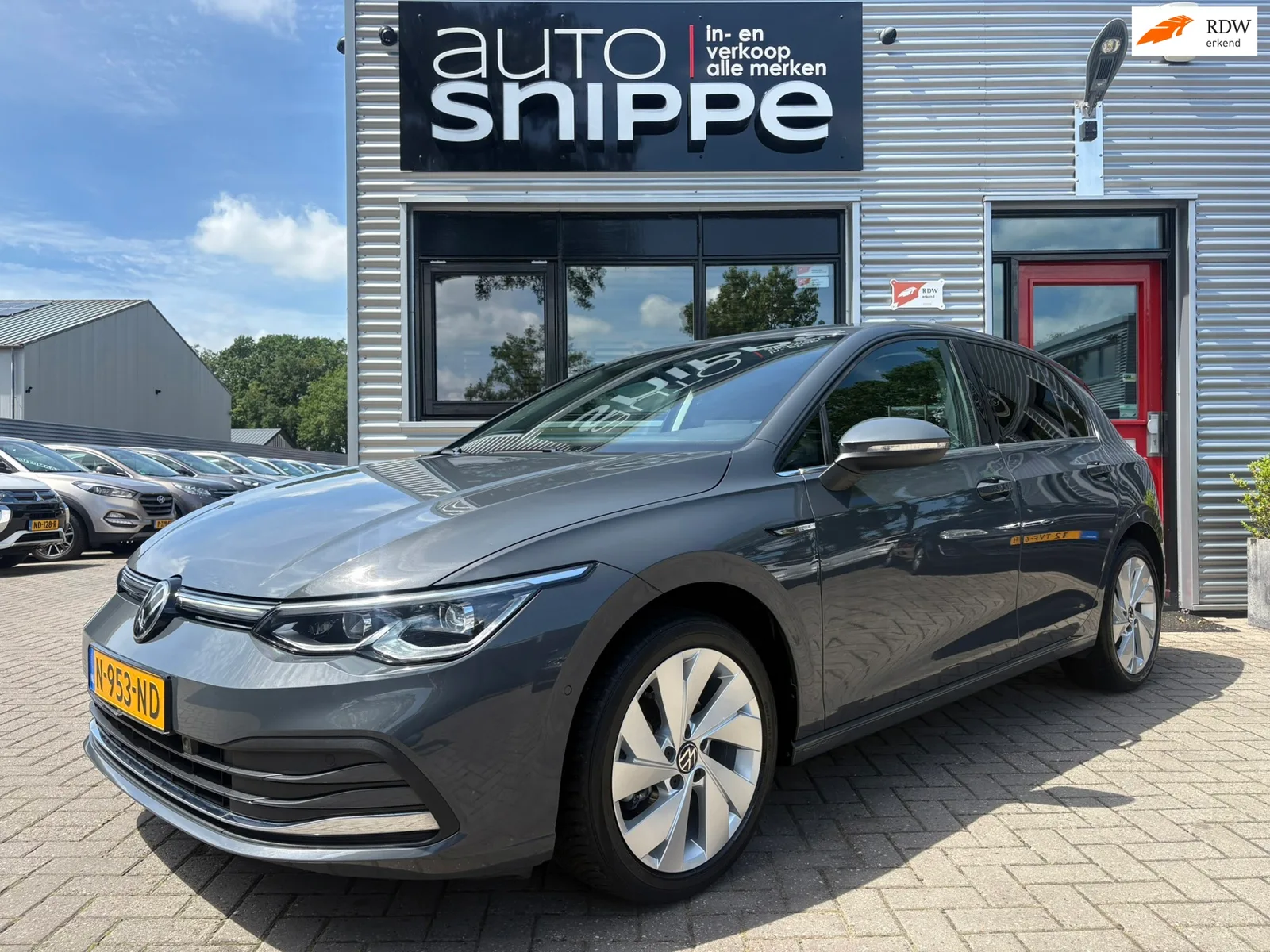 Volkswagen Golf (2021) — foto 1
