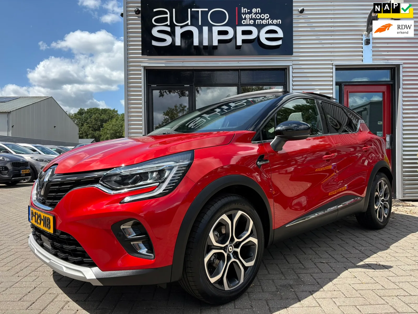 Renault Captur (2022) — foto 1