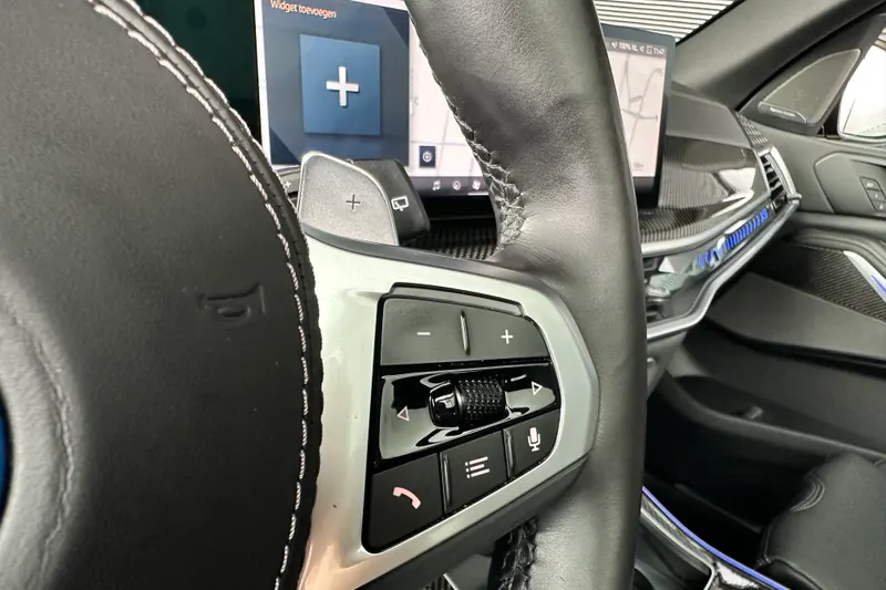 BMW X5 (2023)