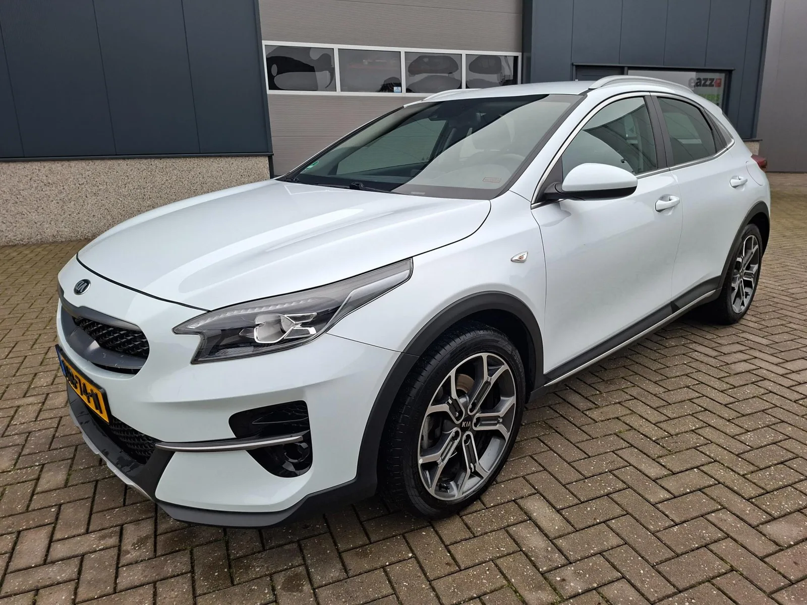 Kia XCeed (2020) — foto 1