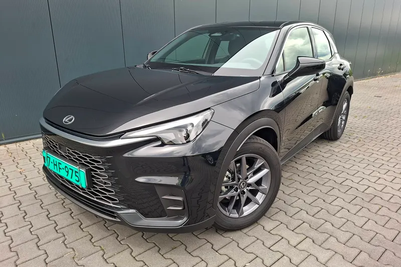 Lexus LBX (2026)