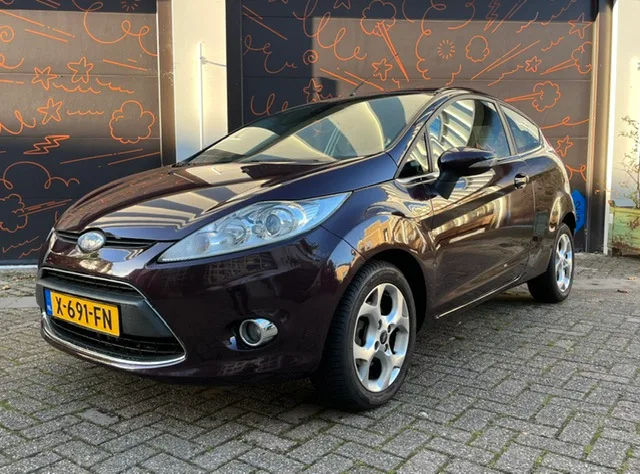 Ford Fiesta (2009) — foto 1