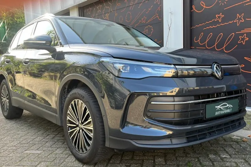 Volkswagen Tiguan (2025)