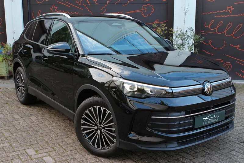 Volkswagen Tiguan (2025)