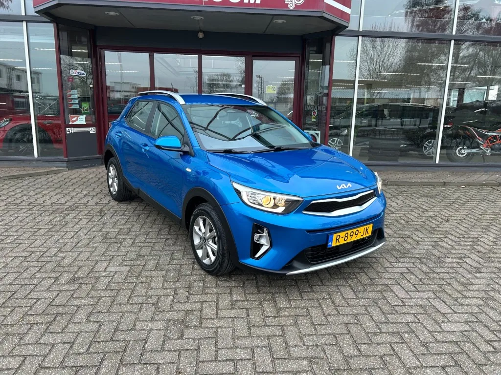 Kia Stonic (2022) — foto 1