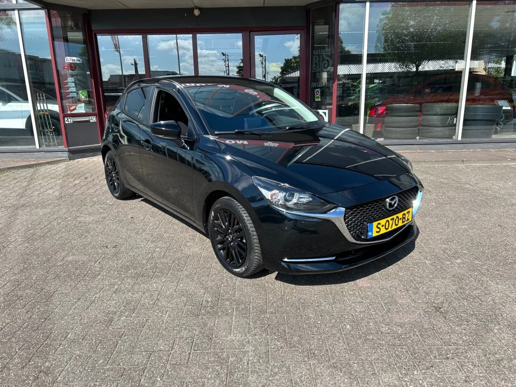 Mazda 2 (2023) — foto 1