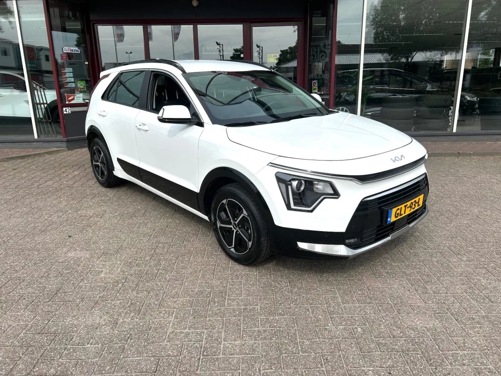 Kia Niro (2024) — foto 1