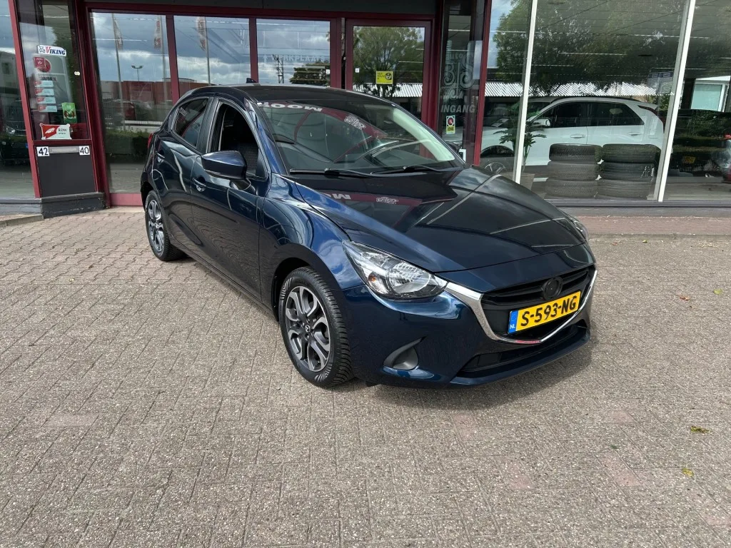 Mazda 2 (2018) — foto 1