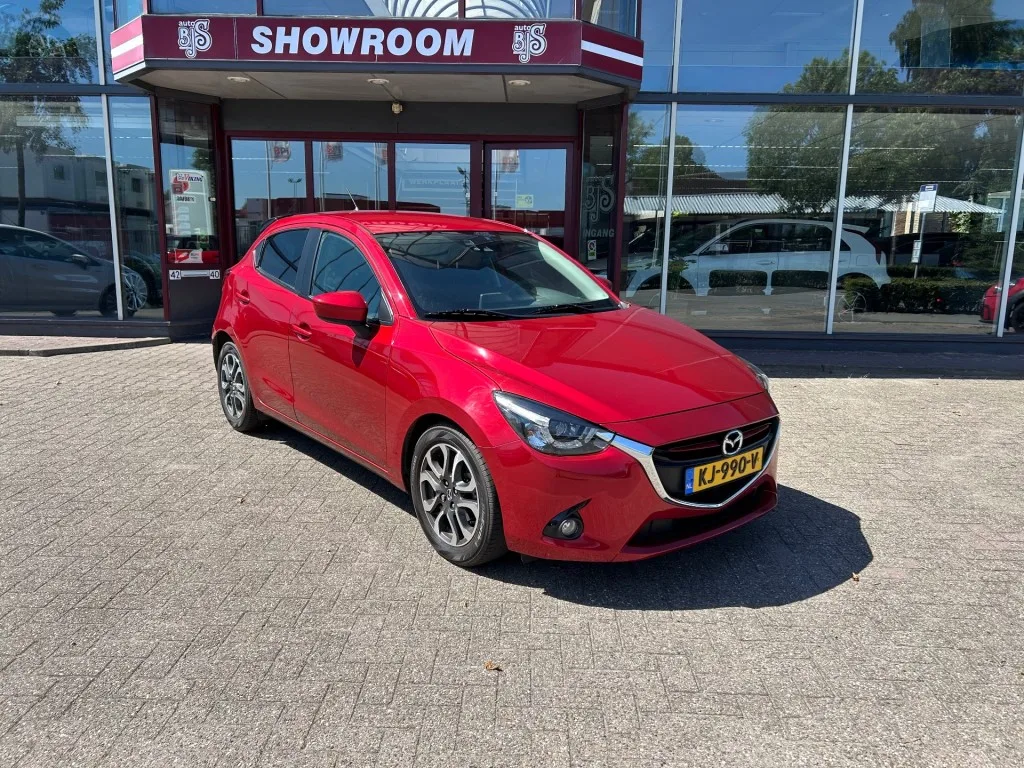 Mazda 2 (2016) — foto 1
