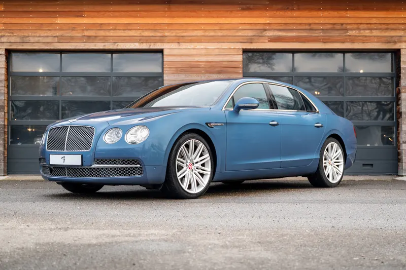 Bentley Flying Spur (2016)