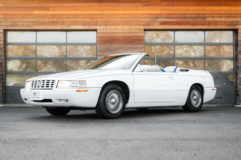 Cadillac Eldorado (2000)