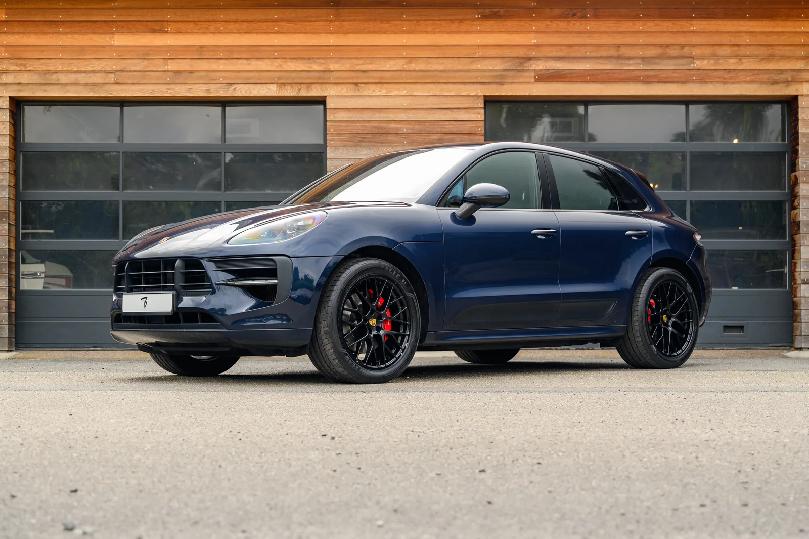Porsche Macan (2021) — foto 1