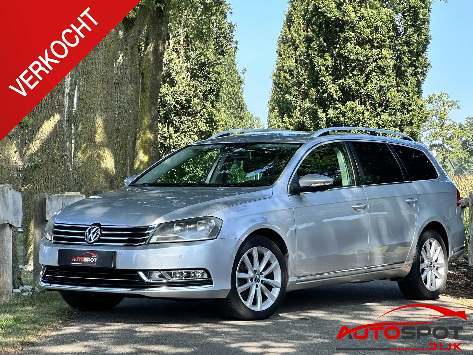 Volkswagen Passat (2011) — foto 1