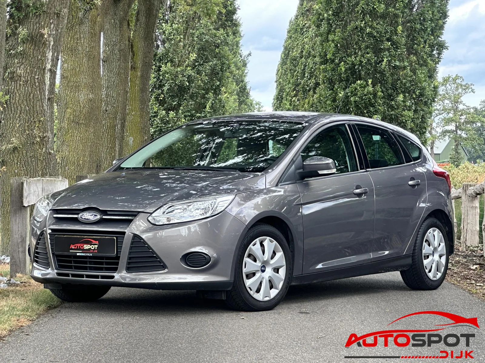 Ford Focus (2012) — foto 1