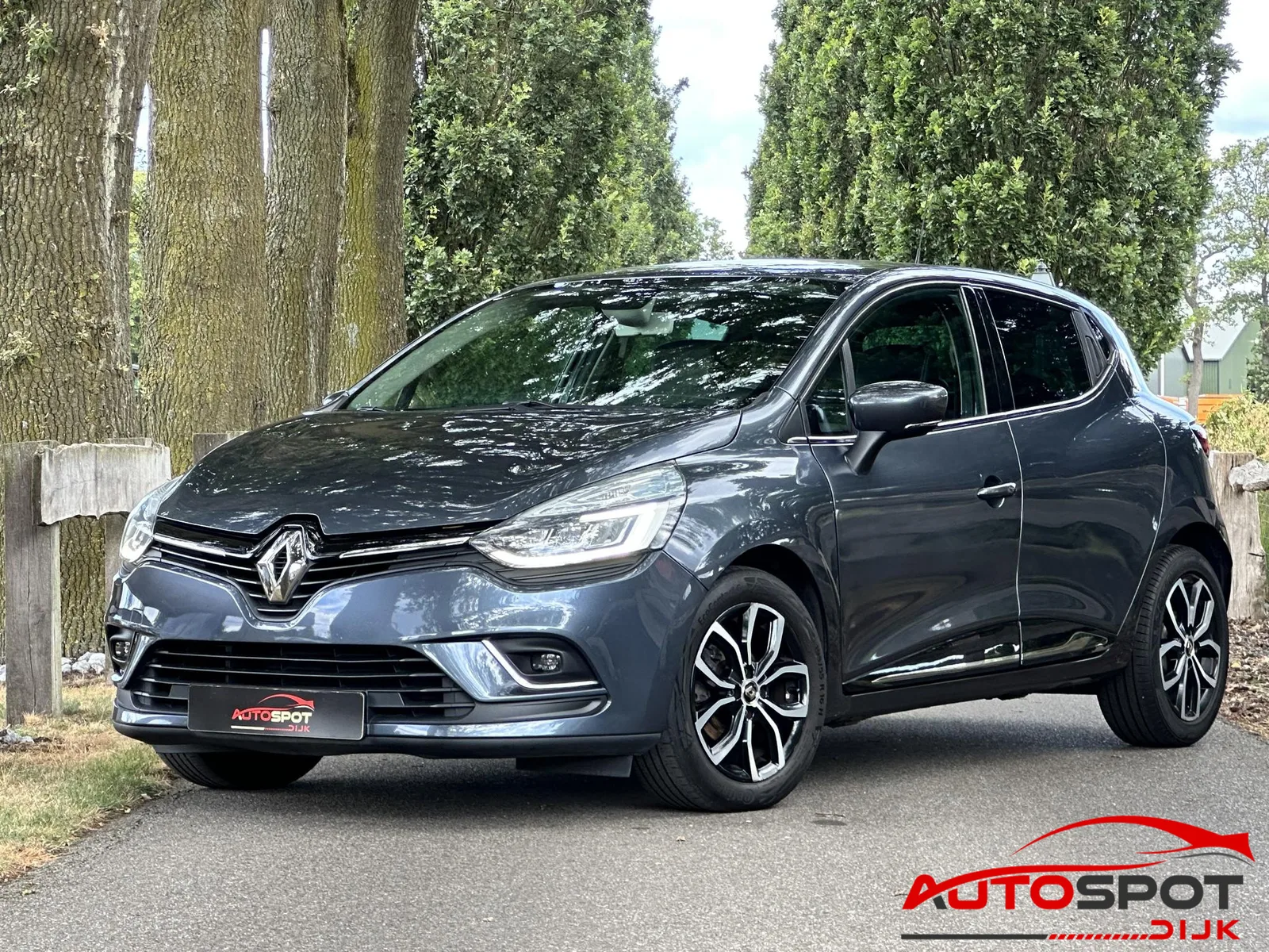 Renault Clio (2019) — foto 1