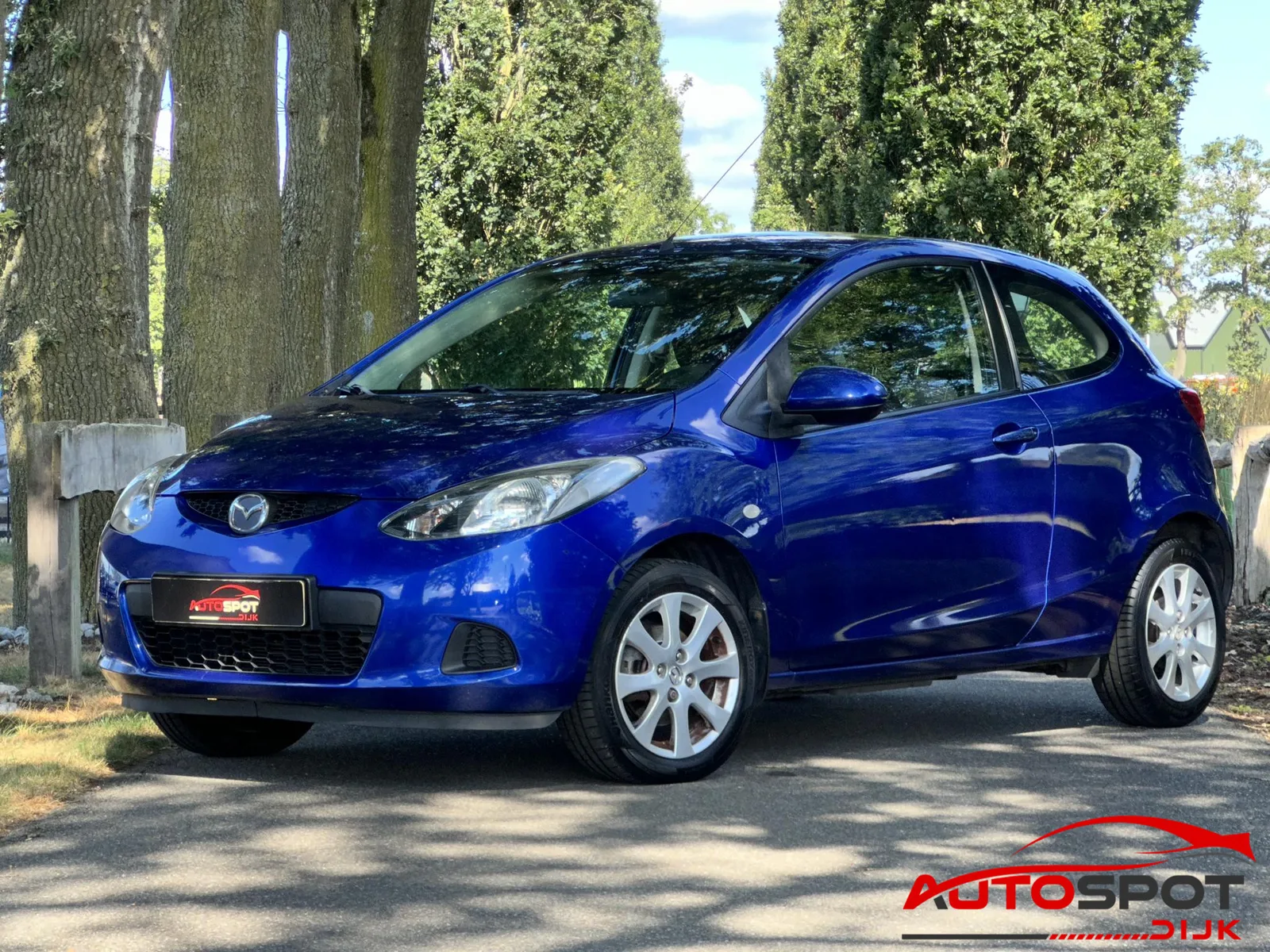 Mazda 2 (2009) — foto 1