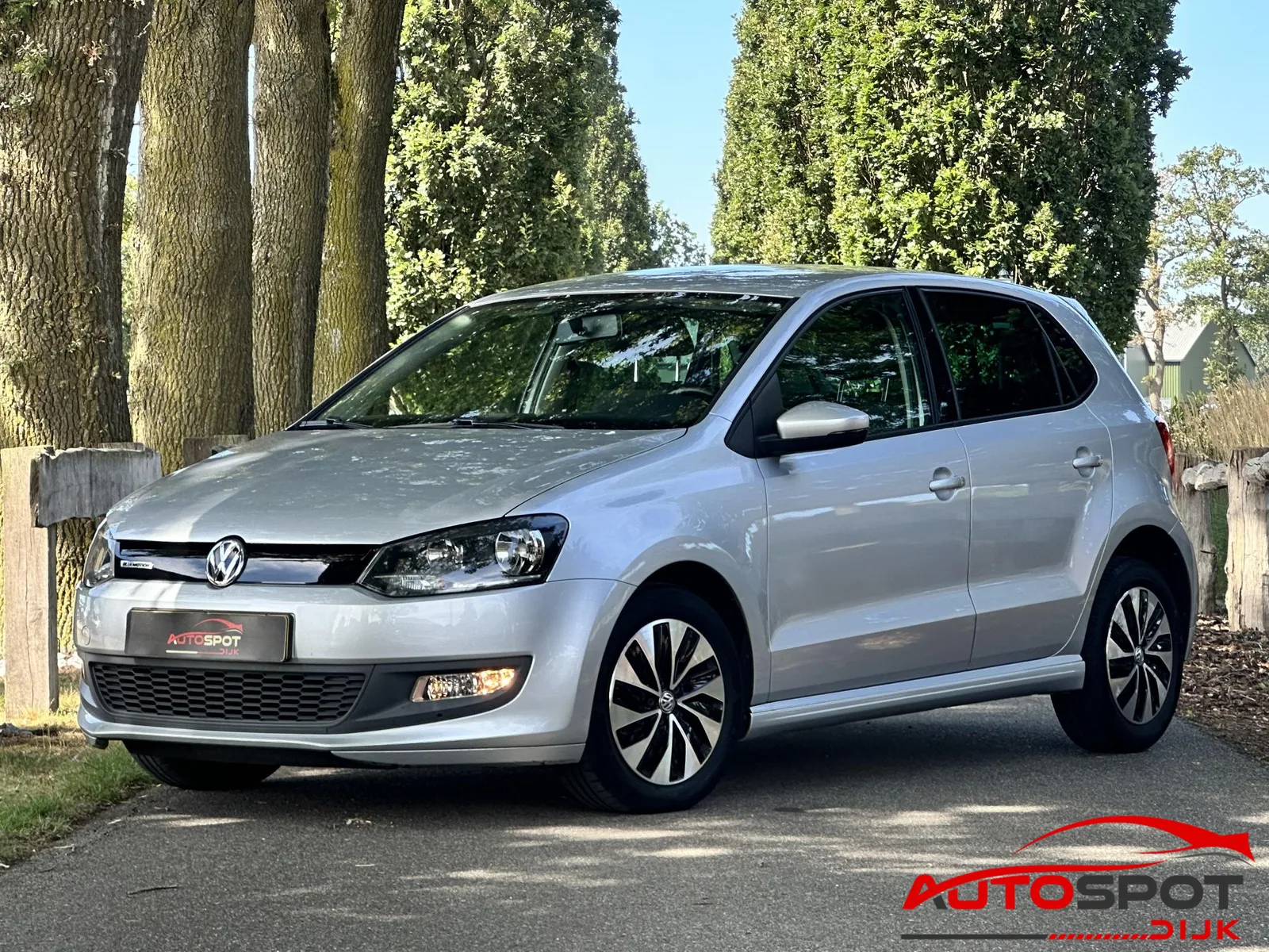 Volkswagen Polo (2016) — foto 1