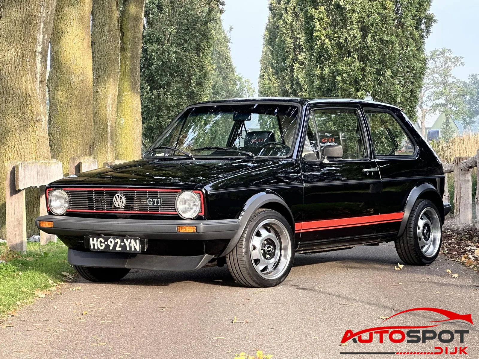 Volkswagen Golf (1981) — foto 1