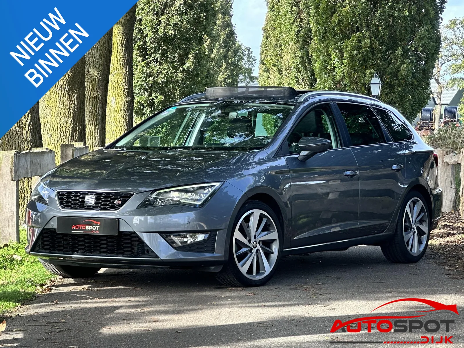 SEAT Leon (2016) — foto 1