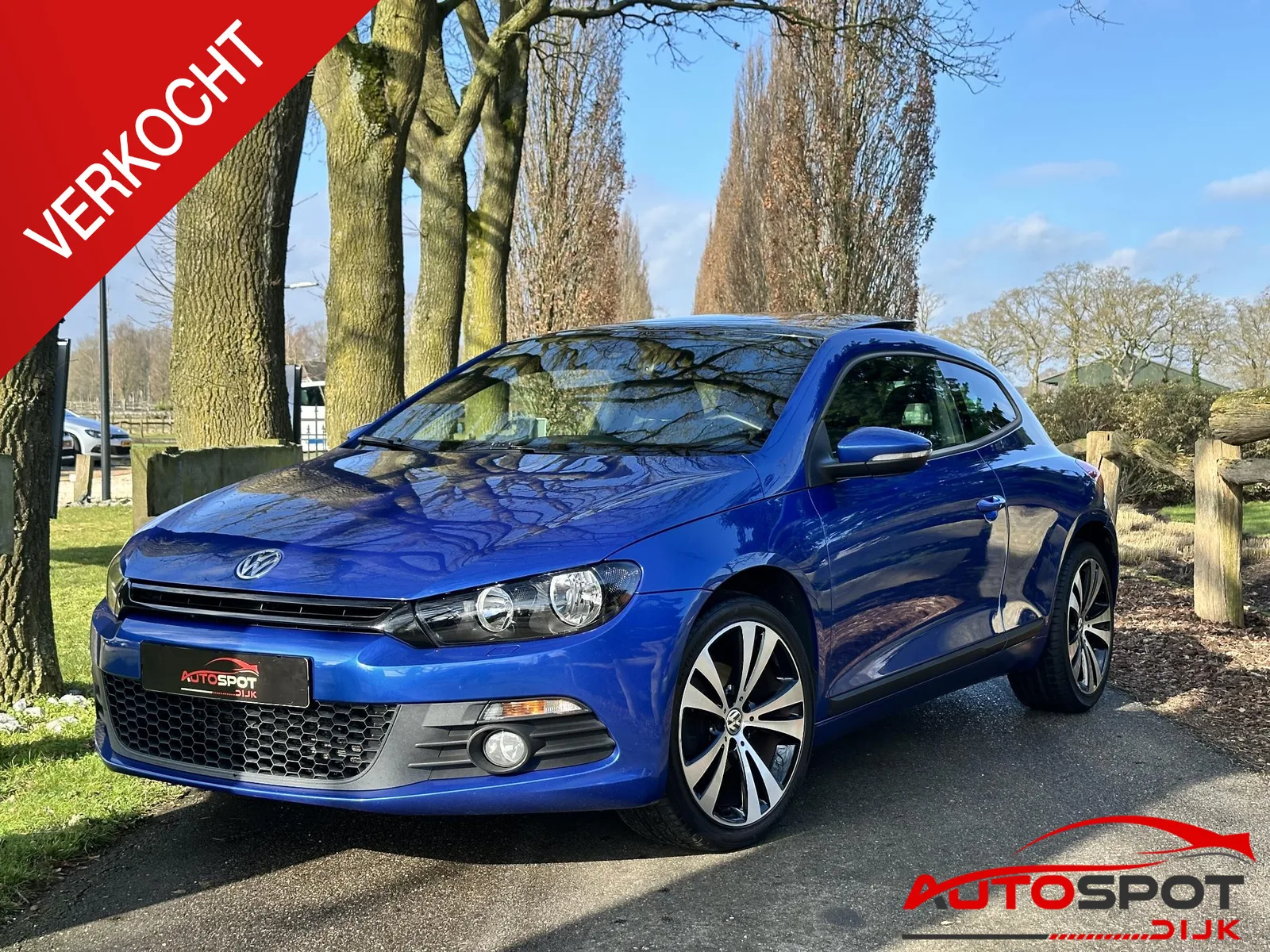 Volkswagen Scirocco (2011) — foto 1