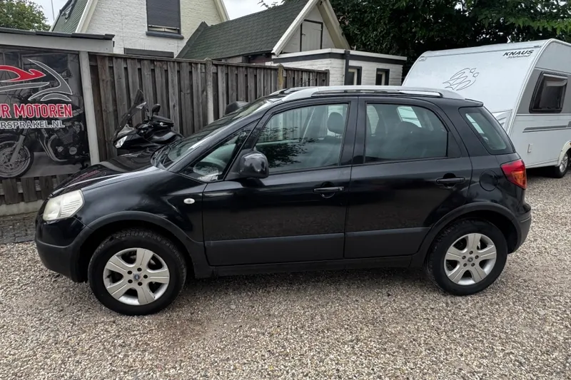 Fiat SEDICI (2007)