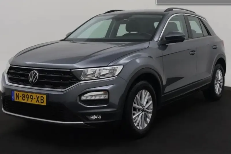 Volkswagen T-Roc (2021)