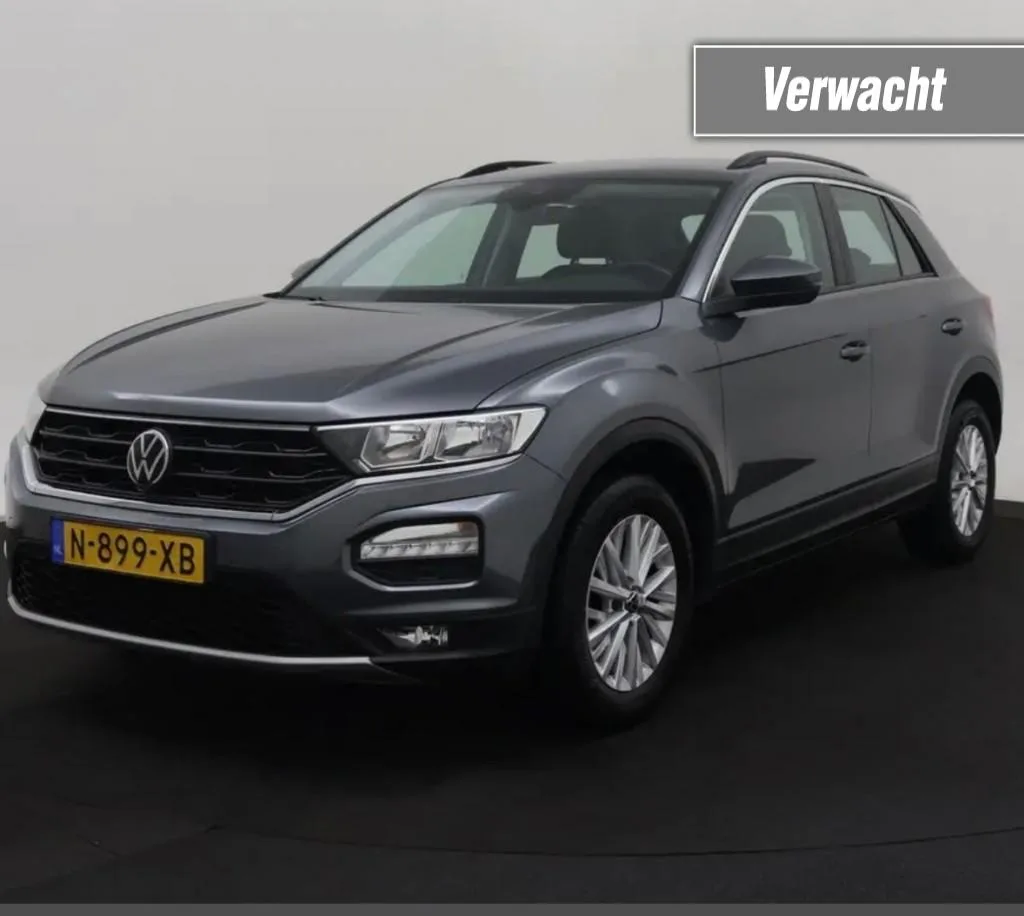 Volkswagen T-Roc (2021) — foto 1