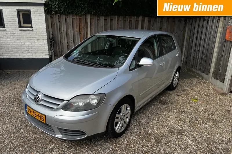 Volkswagen Golf (2007)