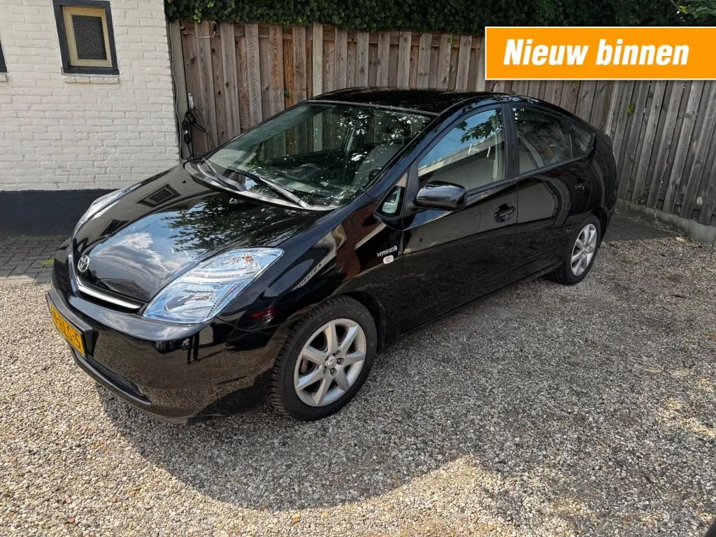 Toyota Prius (2009) — foto 1
