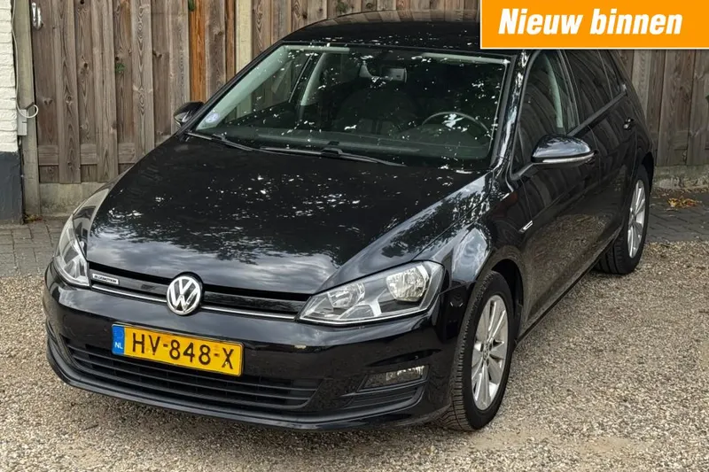 Volkswagen Golf (2016)