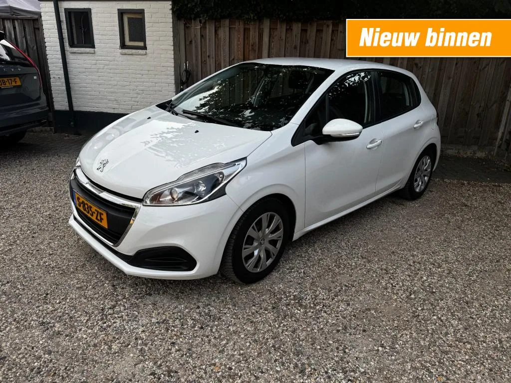Peugeot 208 (2017) — foto 1