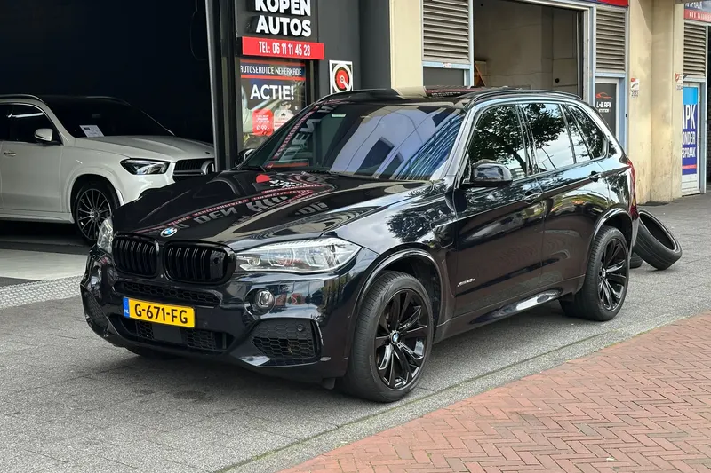 BMW X5 (2016)