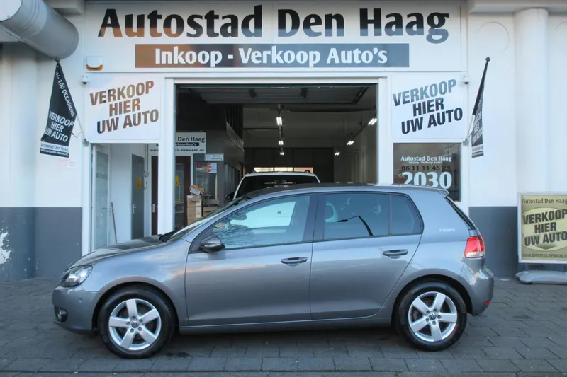 Volkswagen Golf (2010)