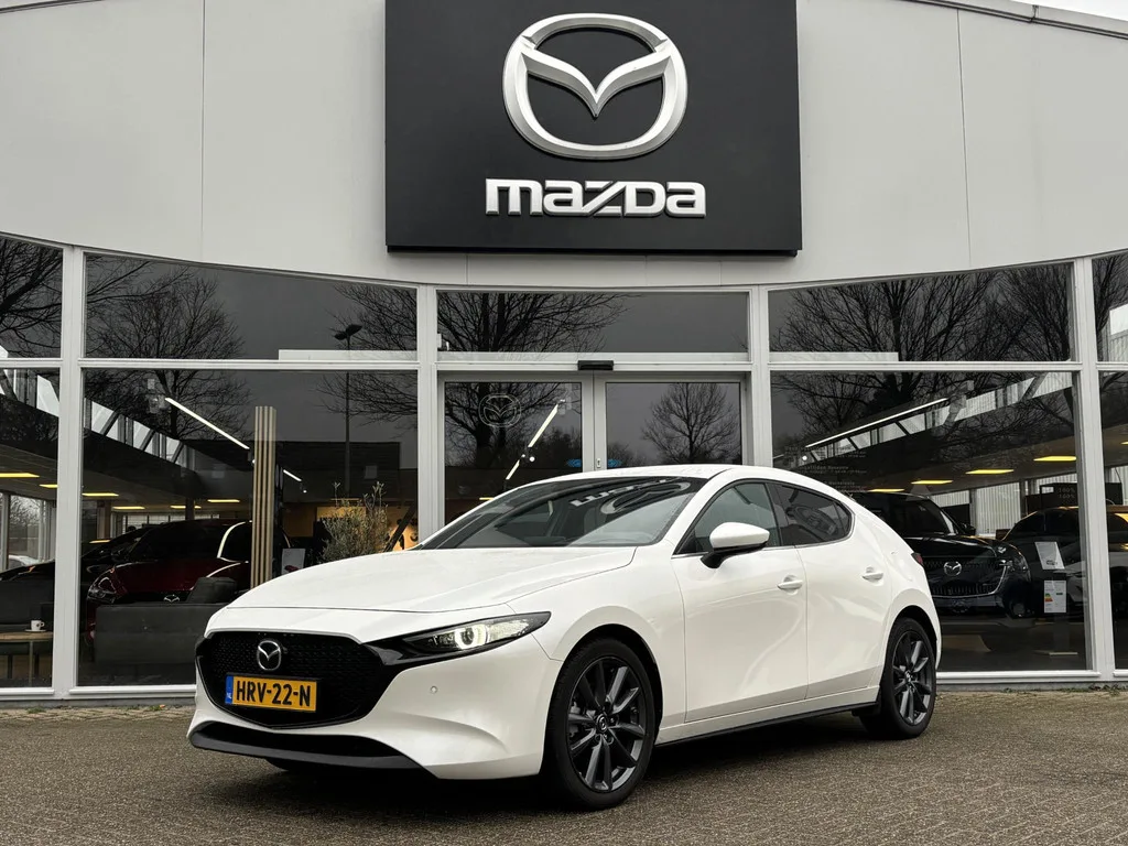 Mazda 3 (2025) — foto 1